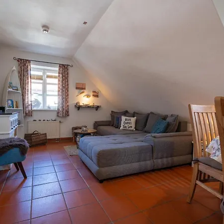 Rugana - Komfort Mit 1 Schlafzimmer B09 *